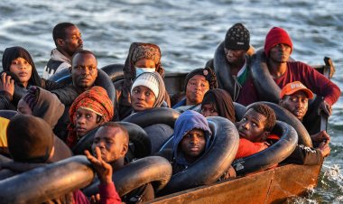 Batı medyasının, göçmen teknesi faciasına ve zenginleri gezdiren denizaltı olayına yaklaşımı eleştiriliyor
