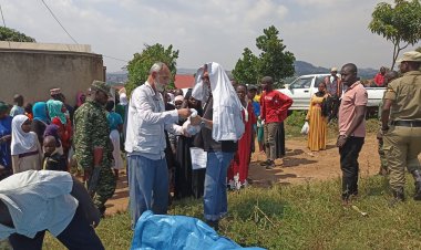 Avrupa Yetim Eli, Uganda'da kurban eti dağıttı