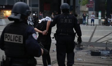 Fransa'daki gösterilerin bilançosu: 3 bin 200 gözaltı