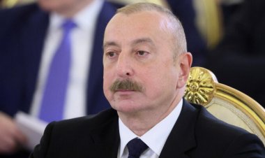 Azerbaycan Cumhurbaşkanı Aliyev: Macron özür dilemeli