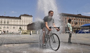 İtalya'da aşırı hava sıcaklıkları nedeniyle "kırmızı" alarm verildi