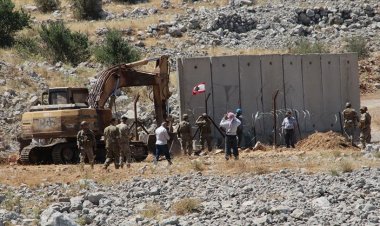 İşgalci İsrail ordusu Lübnan sınırını iki kez ihlal etti