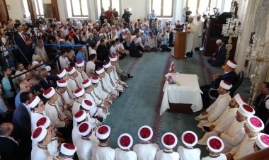 Erbaş: İcazetnamesi olan hafızlarımızın sayısı 200 bin oldu