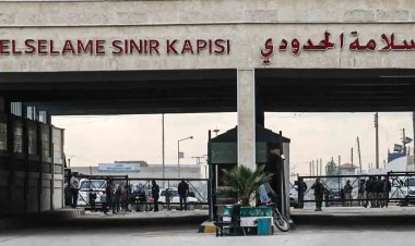 Suriye, BM'nin iki sınır kapısını kullanma iznini uzattı