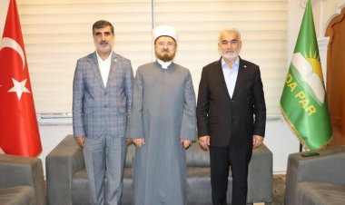 Dünya Âlimler Birliği Genel Sekreteri Karadaği, Yapıcıoğlu ile bir araya geldi