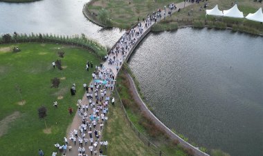 İstanbul'da yüzlerce çocuk "Hayat Namazla Güzeldir" etkinliğinde bir araya geldi