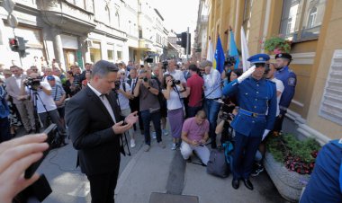 Bosna Hersek'te 28 yıl önce pazar yerinde katledilenler törenle anıldı