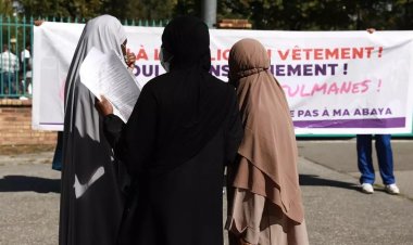 Fransa'da liselilere göre hükümetin uzun elbise yasağı "damgalayıcı"