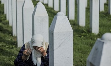 Srebrenitsa soykırımında savaş suçu işledikleri belirtilen 5 kişi gözaltına alındı