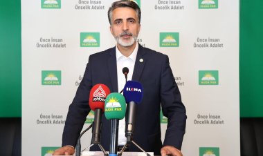 HÜDA PAR'dan seçmeli derslerde "anadili seçme" çağrısı!