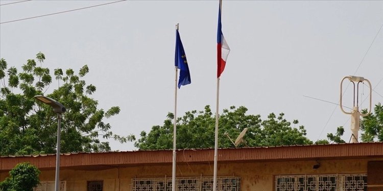 Fransa'nın Niamey Büyükelçisi Itte, Nijer'den ayrıldı