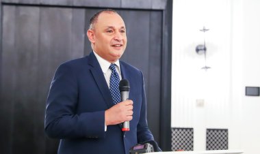 Faslı bakan, katıldığı toplantıda Fransızca konuşmayı reddetti