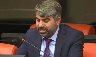 HÜDA PAR Milletvekili Dinç, 6-8 Ekim şehitlerini Meclis Genel Kurulu'nda andı