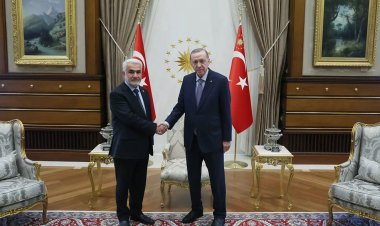 Cumhurbaşkanı Erdoğan, HÜDA PAR Genel Başkanı Yapıcıoğlu ile görüştü