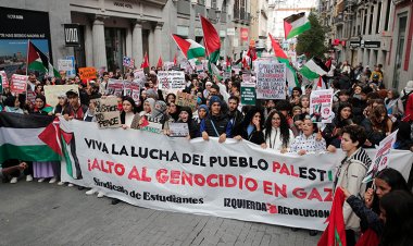 İspanya'da öğrenciler Filistin’e destek için ders bırakarak eylem yaptı