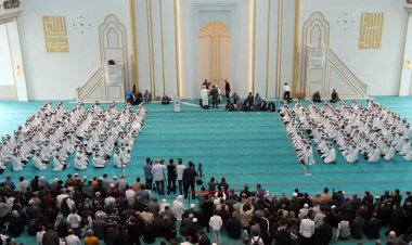 Diyarbakır'da 500 hafız ve hafize icazet aldı