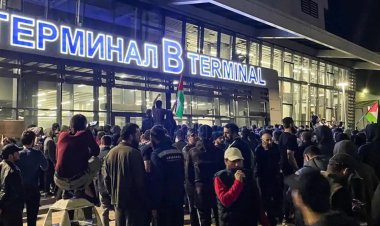 Dağıstanlı Müslümanlar havalimanını basıp uçaklarda siyonist işgalcileri aradı