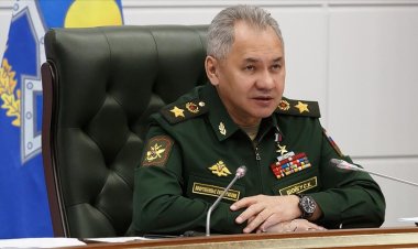 Rusya Savunma Bakanı Şoygu'dan Batı'ya "nükleer güçler arasında askeri çatışma" uyarısı