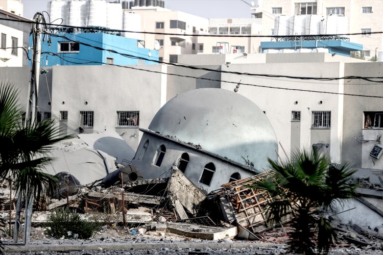 Terör rejimi 5 günde 20 camiyi bombalarla yıktı