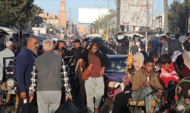 4 günlük ateşkes başladı ama..! işgal çetesi Gazze Şeridi'nin kuzeyine dönmeye çalışan Filistinlilere ateş açtı