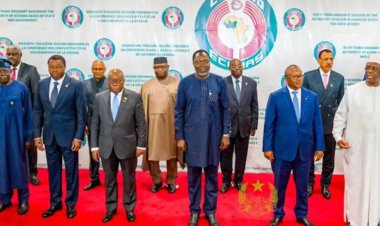 ECOWAS, Nijer'e uygulanan yaptırımların kaldırılması için şart koştu