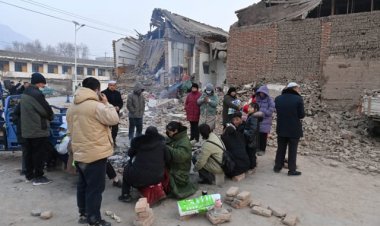 Çin'in Gansu eyaletinde meydana gelen depremde 118 kişi hayatını kaybetti