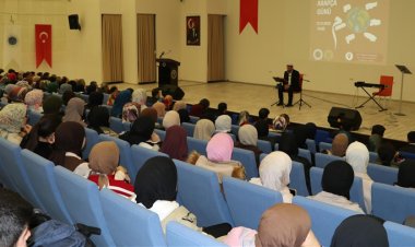 Batman Üniversitesi'nde "Dünya Arapça Günü" etkinliği düzenlendi