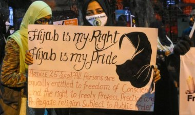 Hindistan'ın Karnataka eyaletinde eğitim kurumlarındaki başörtüsü yasağı kalkıyor