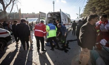 İran resmi haber ajansı IRNA, Kirman'daki patlamanın intihar saldırısı olduğunu bildirdi