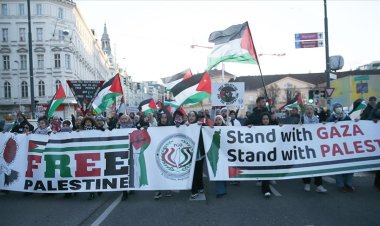 Avusturya’da göstericiler Filistin’e destek için yürüdü