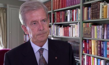 Hollandalı eski diplomat: israil giderek daha saldırgan ve küstah hale geldi