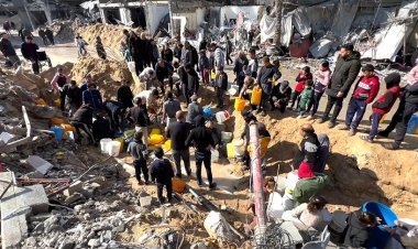 Terör rejiminin aç ve susuz bıraktığı Gazze halkı, kirli su içmek zorunda kalıyor