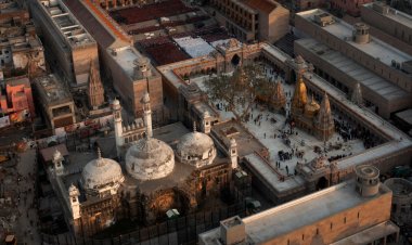 Hindistan'da mahkemeden skandal karar: Camiyi Hindulara ibadete açtılar