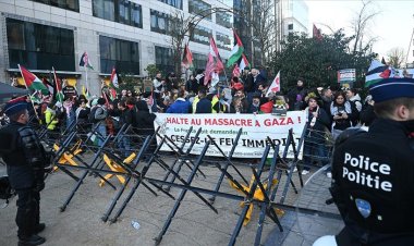 Paris'ten başlayan Filistin'e destek yürüyüşü Brüksel'de son buldu