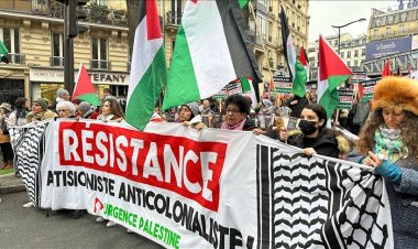 Paris'te, Gazze'de ateşkes talebiyle gösteri düzenledi