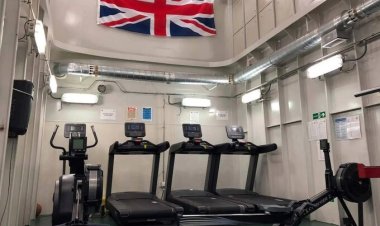 Telegraph: Füze yerine koşu bandı yerleştirilen İngiltere gemileri Yemen'deki hedefleri vuramıyor