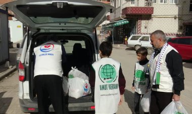 Kardeş yardım kuruluşları depremin yıl dönümünde depremzedeleri unutmadı