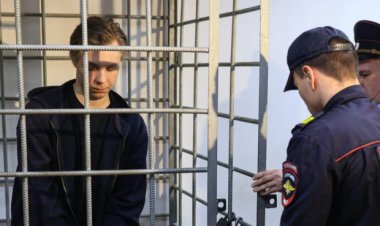 Rusya'ya bağlı Çeçenistan'da Kuran-ı Kerim yakan kişiye 3,5 yıl hapis cezası