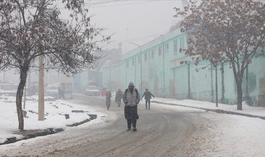 Afganistan'da olumsuz hava koşulları nedeniyle en az 60 kişi hayatını kaybetti