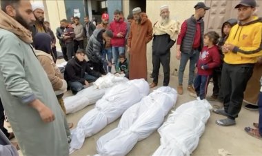 Terör rejimi, Gazzeli anne ve babayı 15 yıllık tedavinin ardından doğan bebekleriyle katletti