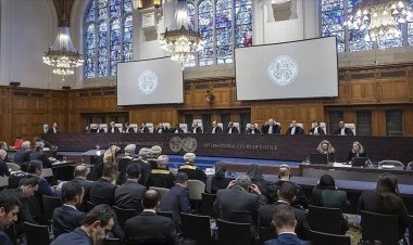 Uluslararası Adalet Divanı, İşgalci İsrail’in Gazze’ye insani yardımların sağlanması için gerekli tedbirleri almasına hükmetti