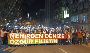 Ankara'da Gazze eylemi: "Kullandığımız malzemelerle Gazzeli kardeşlerimize bomba olmayacağız"