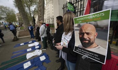 Gazze'de katledilen sağlık çalışanları Londra'da anıldı