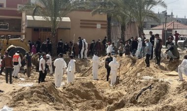 Terörist işgalcilerin çekildiği Han Yunus'ta bulunan toplu mezarlar görenleri dehşete düşürüyor