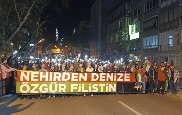 Ankara'da Gazze eylemi: "Kullandığımız malzemelerle Gazzeli kardeşlerimize bomba olmayacağız"