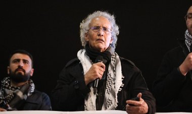 Fransız profesör Romano Cenin kampında Müslüman oldu