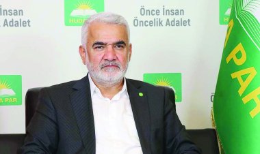 Yapıcıoğlu: 27 Mayıs darbesi halkın hem inancına hem kendini yönetme hakkına karşı yapılmıştır