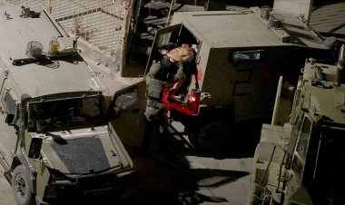 İşgalci İsrail Batı Şeria'da 30 Filistinliyi gözaltına aldı