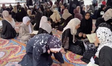 Gazze'de 300 hafız, Kur'an-ı Kerim hatmi için toplandı