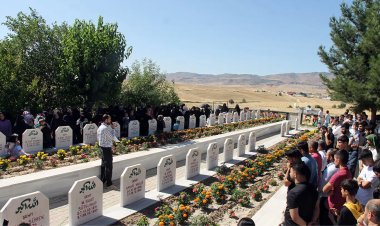 Susa Şehitleri mezarları başında anılacak